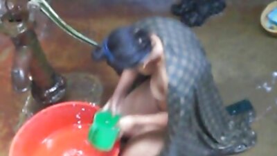 اثنين من افلام كرتون سكس مترجم الصبية فراط يمارس الجنس مع مدرس متزوج في حانة.